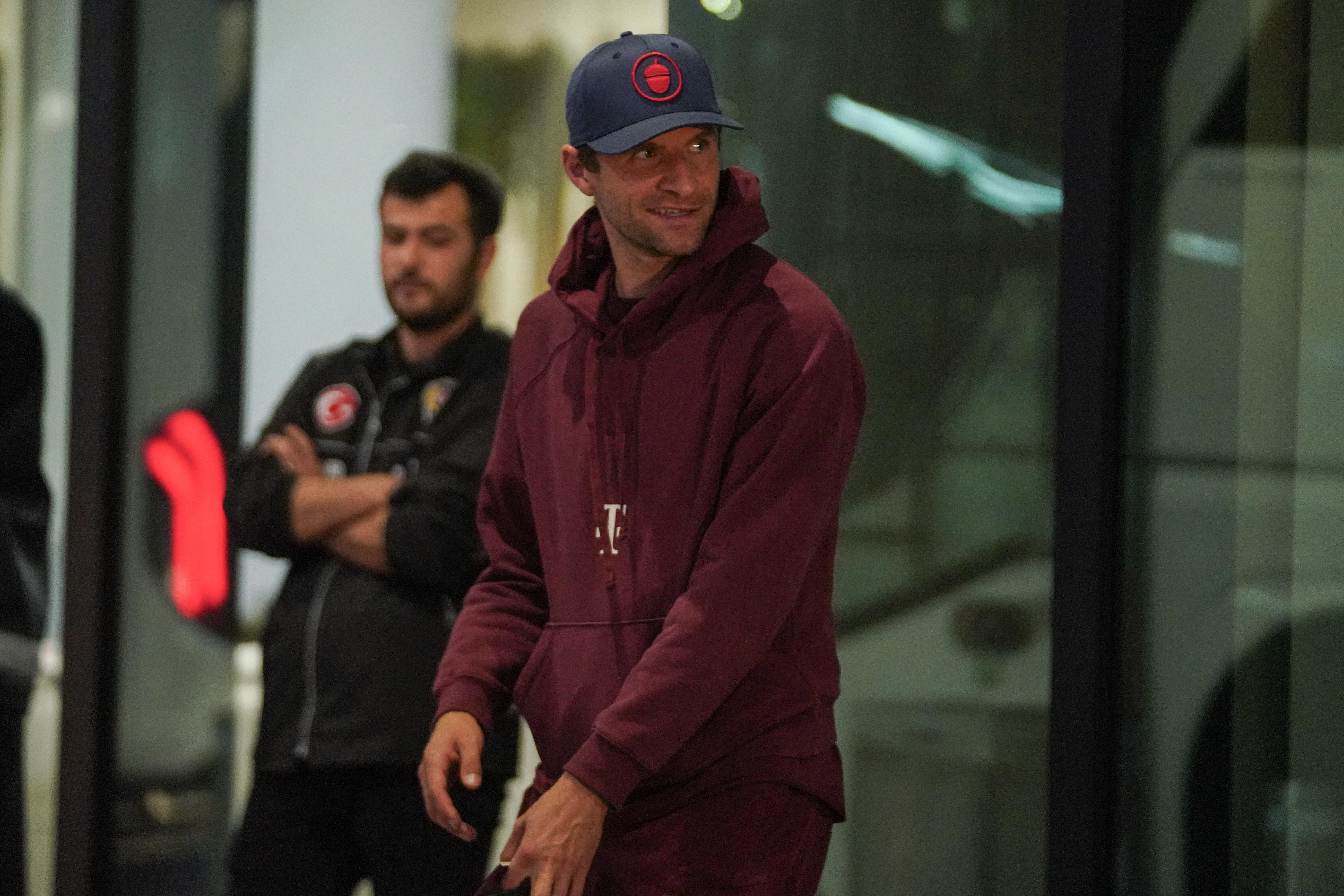 穆勒回应拜仁离队：无憾别离，但对合同沟通方式表达不满