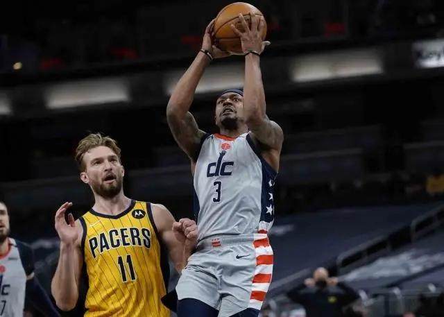 星空体育-赢下卡位战奇才遭惨痛代价  比尔腿筋伤势成隐患